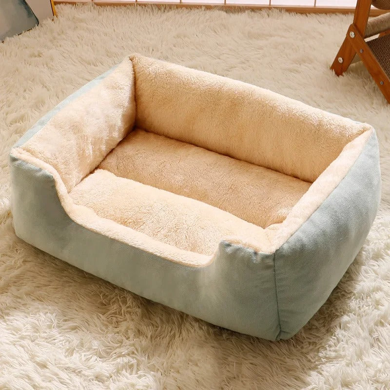 Bed for Cats and Small Dogs – Soft, Washable and Versatile