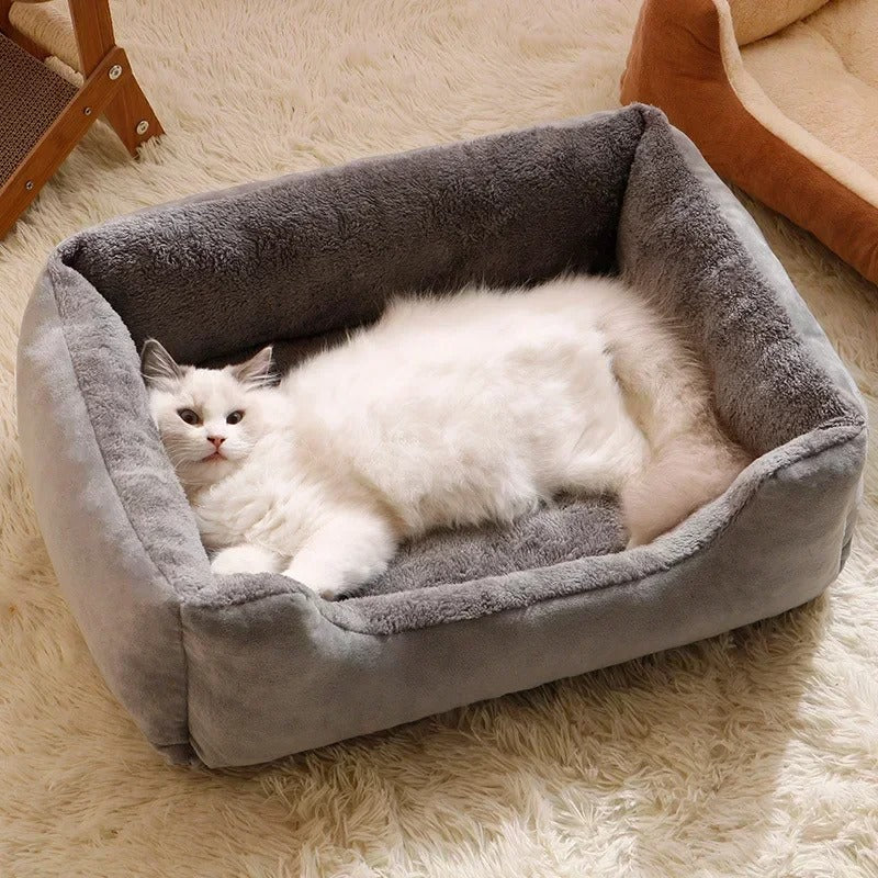 Bed for Cats and Small Dogs – Soft, Washable and Versatile