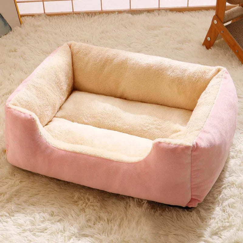 Bed for Cats and Small Dogs – Soft, Washable and Versatile