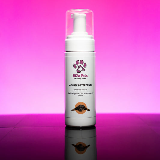 Mousse detergente per cani BiZa Pets senza risciacquo 150 ml naturale