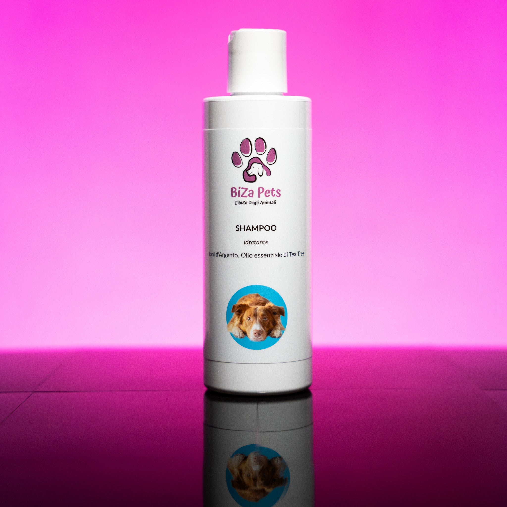 Shampoo idratante naturale BiZa Pets per cani con Tea Tree, Tè Verde e argento